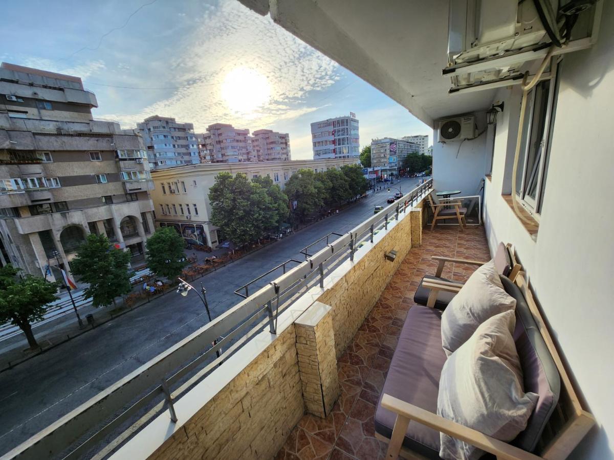 Stefan Cel Mare Boulevard Pedestrian Street Palas Iasi Exteriör bild